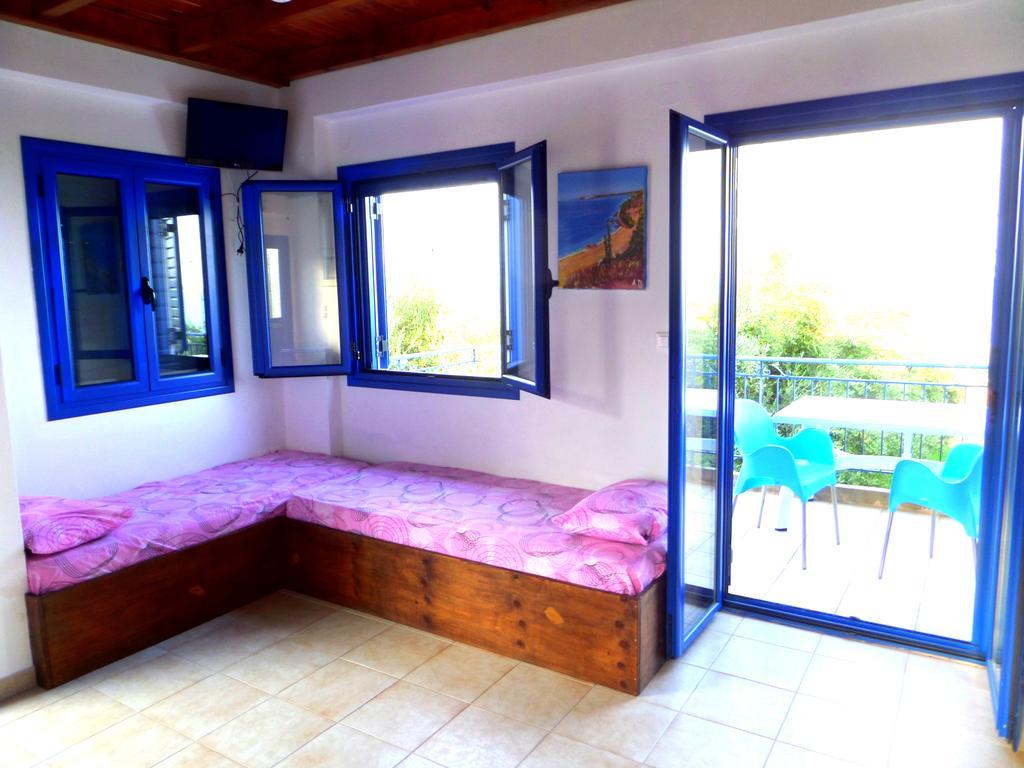 Tentes Holiday Homes Vounária Habitación foto