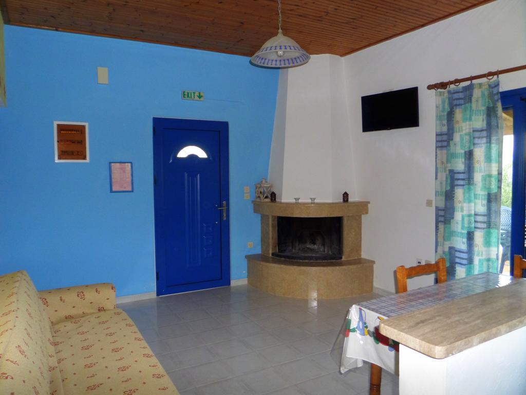 Tentes Holiday Homes Vounária Habitación foto